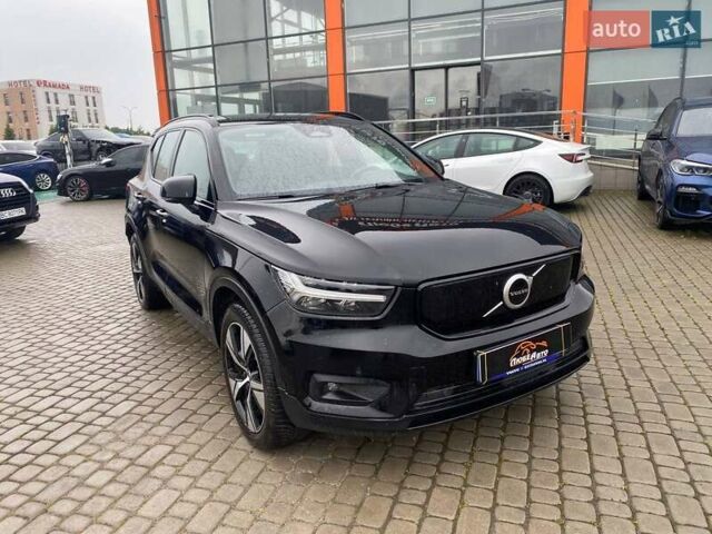 Чорний Вольво XC40, об'ємом двигуна 0 л та пробігом 53 тис. км за 31000 $, фото 1 на Automoto.ua