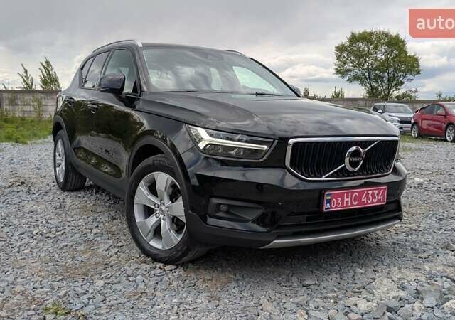 Черный Вольво XC40, объемом двигателя 1.97 л и пробегом 233 тыс. км за 26100 $, фото 1 на Automoto.ua