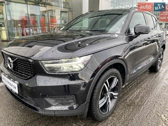 Чорний Вольво XC40, об'ємом двигуна 1.48 л та пробігом 68 тис. км за 28984 $, фото 1 на Automoto.ua