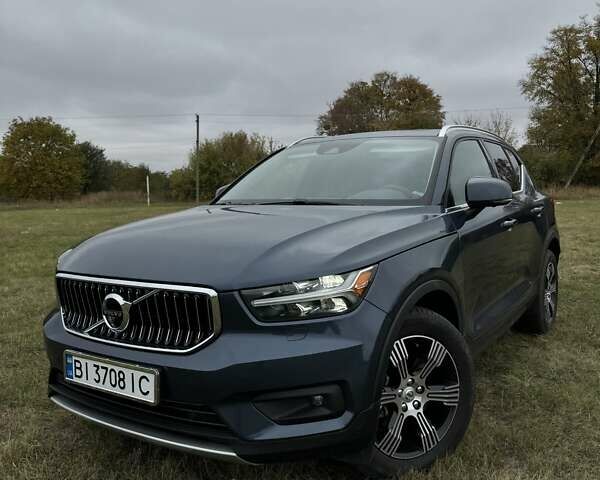 Вольво XC40, объемом двигателя 1.97 л и пробегом 31 тыс. км за 29900 $, фото 1 на Automoto.ua