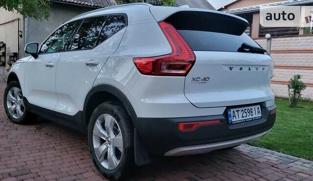 Вольво XC40, об'ємом двигуна 1.97 л та пробігом 12 тис. км за 26300 $, фото 1 на Automoto.ua