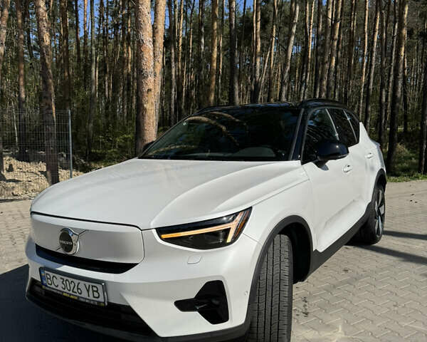 Вольво XC40, объемом двигателя 0 л и пробегом 8 тыс. км за 28999 $, фото 1 на Automoto.ua
