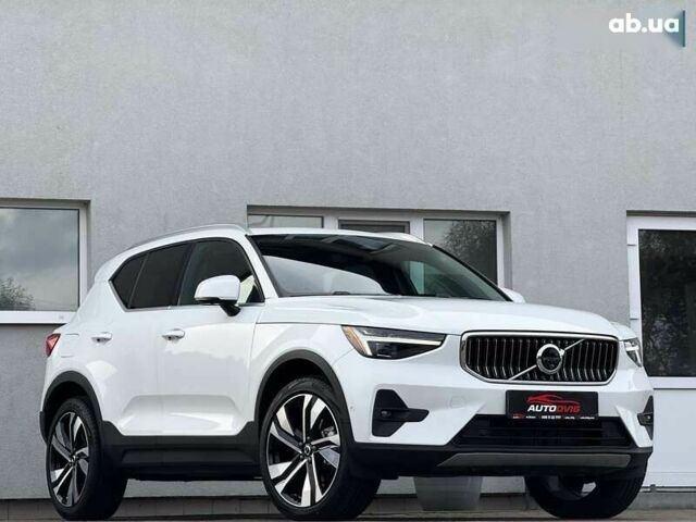 Вольво XC40 2024 в Луцке на Automoto.ua Вольво XC40, объемом двигателя 2 л и пробегом 3 тыс. км за 37899 $, фото 1 на Automoto.ua