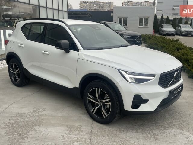 Вольво XC40, объемом двигателя 1.97 л и пробегом 0 тыс. км за 43747 $, фото 1 на Automoto.ua