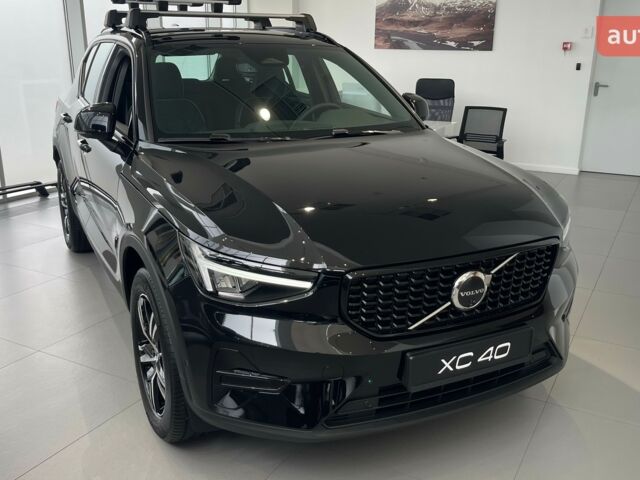 Вольво XC40, объемом двигателя 1.97 л и пробегом 0 тыс. км за 49051 $, фото 1 на Automoto.ua