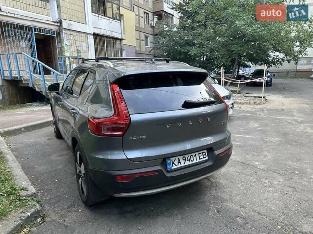 Серый Вольво XC40, объемом двигателя 1.97 л и пробегом 66 тыс. км за 32000 $, фото 1 на Automoto.ua