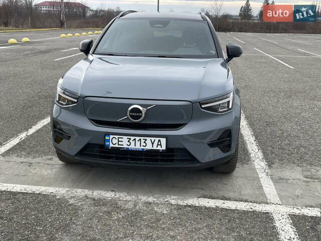 Серый Вольво XC40, объемом двигателя 0 л и пробегом 22 тыс. км за 37000 $, фото 1 на Automoto.ua