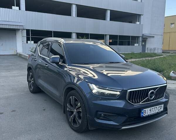 Синий Вольво XC40, объемом двигателя 1.97 л и пробегом 164 тыс. км за 24000 $, фото 1 на Automoto.ua