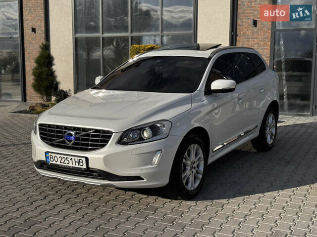 Білий Вольво ХС60, об'ємом двигуна 2 л та пробігом 219 тис. км за 18500 $, фото 1 на Automoto.ua