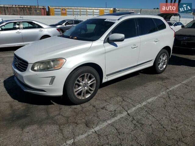Вольво ХС60 2016 в Ровно на Automoto.ua Белый Вольво ХС60, объемом двигателя 2 л и пробегом 194 тыс. км за 2500 $, фото 1 на Automoto.ua