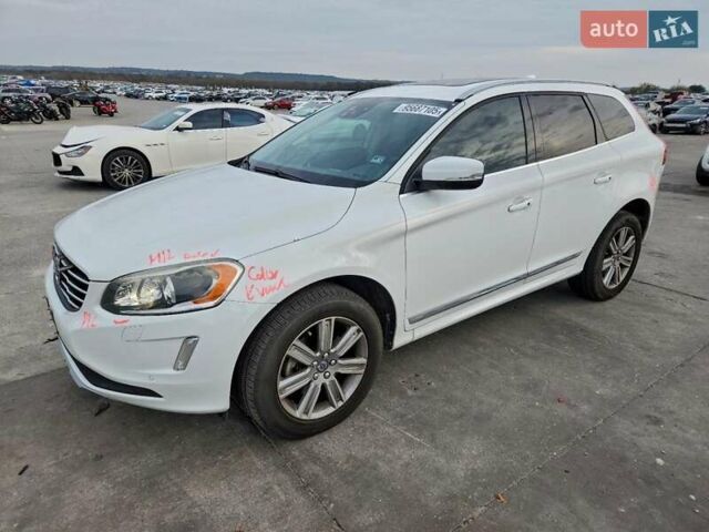 Белый Вольво ХС60, объемом двигателя 1.97 л и пробегом 142 тыс. км за 2000 $, фото 1 на Automoto.ua