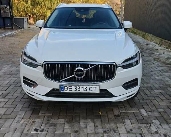 Белый Вольво ХС60, объемом двигателя 1.97 л и пробегом 43 тыс. км за 39500 $, фото 1 на Automoto.ua