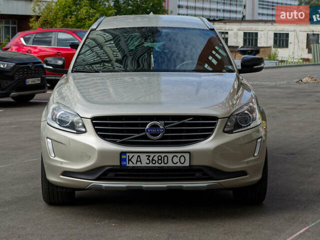 Бежевий Вольво ХС60, об'ємом двигуна 2.4 л та пробігом 215 тис. км за 29700 $, фото 1 на Automoto.ua