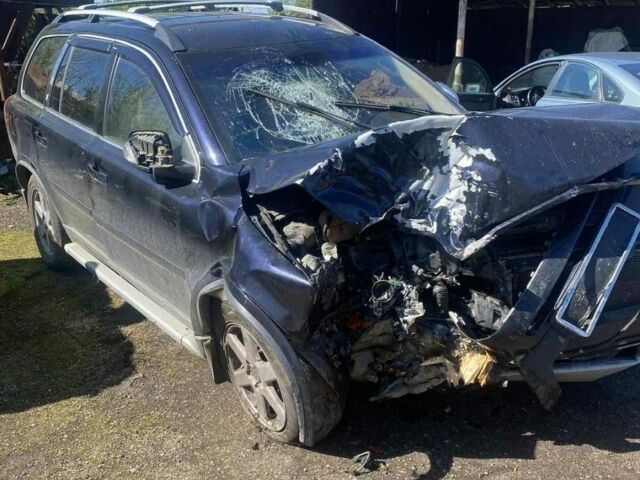 Черный Вольво ХС60, объемом двигателя 3 л и пробегом 300 тыс. км за 3500 $, фото 1 на Automoto.ua