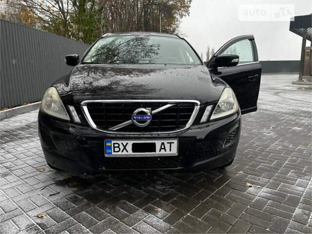 Черный Вольво ХС60, объемом двигателя 3 л и пробегом 220 тыс. км за 12999 $, фото 1 на Automoto.ua