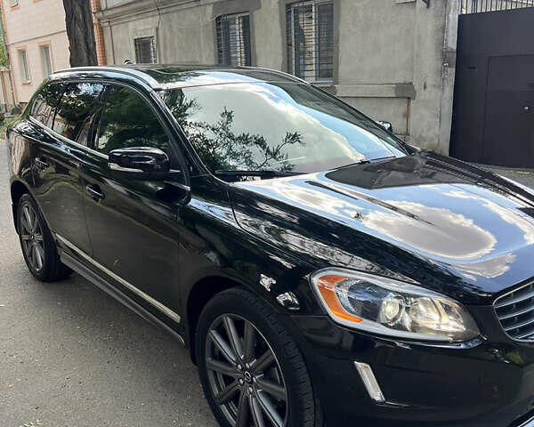 Черный Вольво ХС60, объемом двигателя 2.95 л и пробегом 182 тыс. км за 15400 $, фото 1 на Automoto.ua