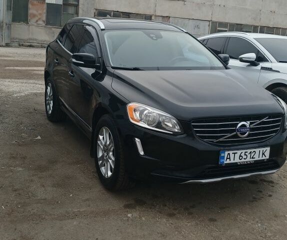 Чорний Вольво ХС60, об'ємом двигуна 2 л та пробігом 130 тис. км за 13600 $, фото 1 на Automoto.ua