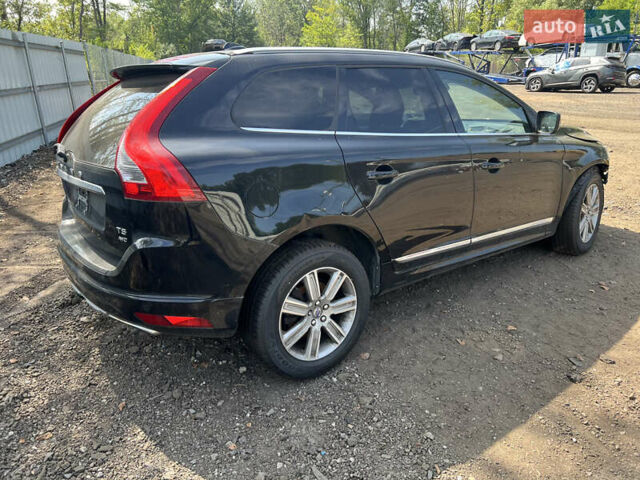 Черный Вольво ХС60, объемом двигателя 2 л и пробегом 260 тыс. км за 8500 $, фото 1 на Automoto.ua