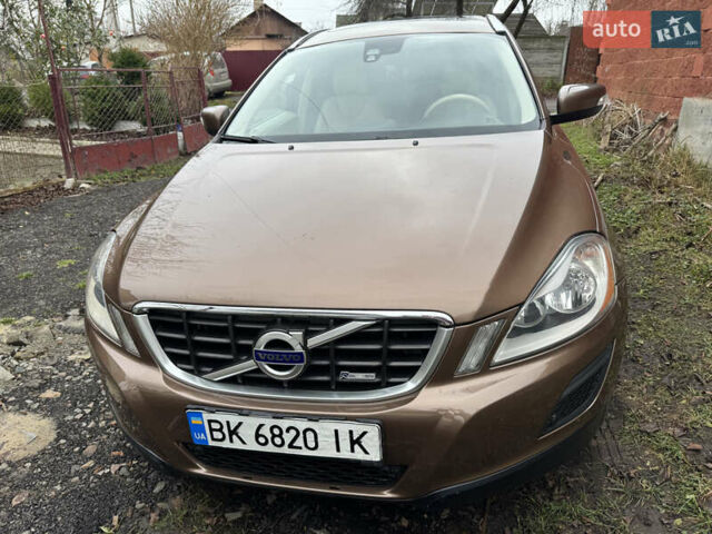 Коричневий Вольво ХС60, об'ємом двигуна 2.95 л та пробігом 196 тис. км за 12500 $, фото 1 на Automoto.ua