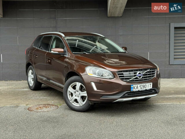 Коричневый Вольво ХС60, объемом двигателя 2.4 л и пробегом 287 тыс. км за 16500 $, фото 1 на Automoto.ua