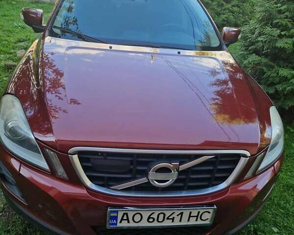 Красный Вольво ХС60, объемом двигателя 2.4 л и пробегом 320 тыс. км за 12600 $, фото 1 на Automoto.ua