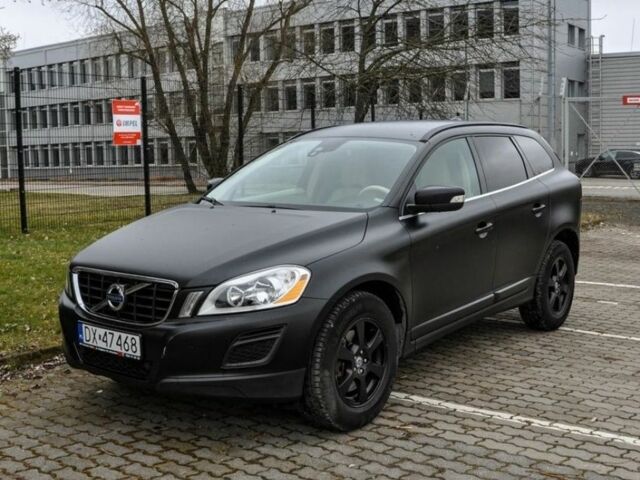 Вольво ХС60, объемом двигателя 2.4 л и пробегом 235 тыс. км за 3500 $, фото 1 на Automoto.ua