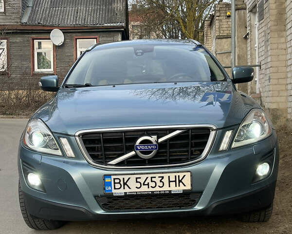 Вольво ХС60, об'ємом двигуна 2.4 л та пробігом 300 тис. км за 12221 $, фото 1 на Automoto.ua