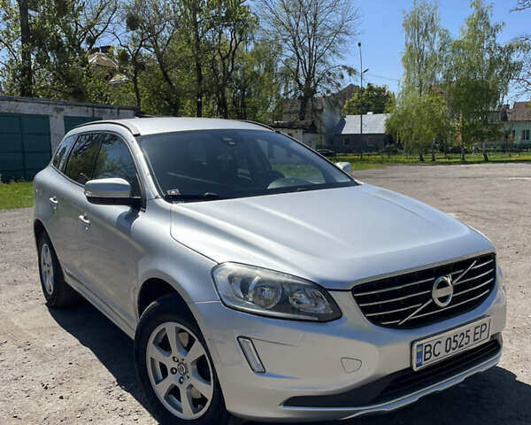 Серый Вольво ХС60, объемом двигателя 2 л и пробегом 253 тыс. км за 17500 $, фото 1 на Automoto.ua