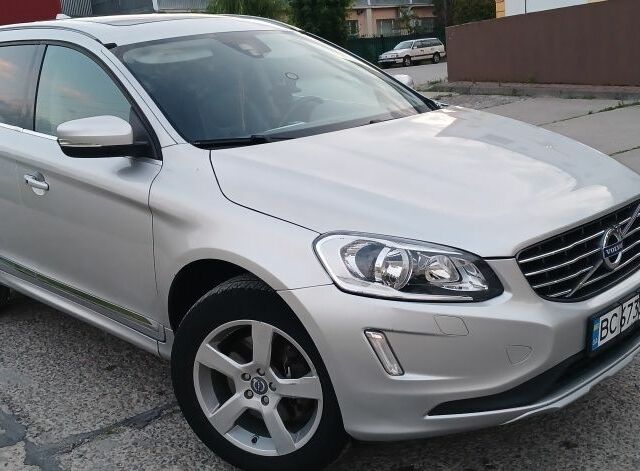 Сірий Вольво ХС60, об'ємом двигуна 2 л та пробігом 243 тис. км за 15800 $, фото 1 на Automoto.ua