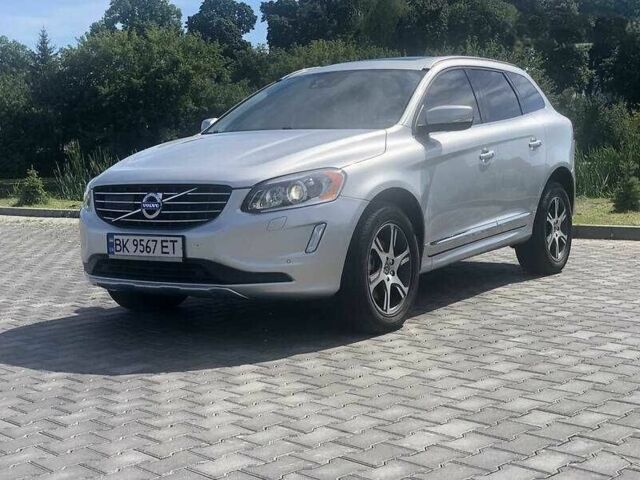 Серый Вольво ХС60, объемом двигателя 3 л и пробегом 96 тыс. км за 14700 $, фото 1 на Automoto.ua