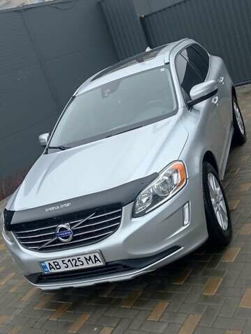 Сірий Вольво ХС60, об'ємом двигуна 2.5 л та пробігом 270 тис. км за 16000 $, фото 1 на Automoto.ua