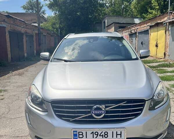 Сірий Вольво ХС60, об'ємом двигуна 1.97 л та пробігом 139 тис. км за 18000 $, фото 1 на Automoto.ua
