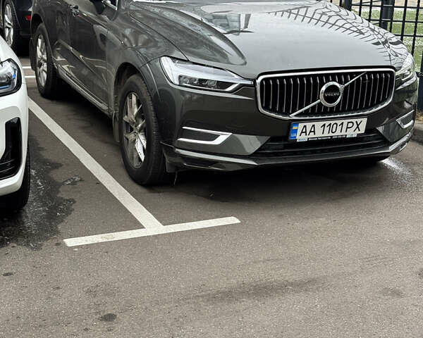 Сірий Вольво ХС60, об'ємом двигуна 2 л та пробігом 190 тис. км за 30500 $, фото 1 на Automoto.ua