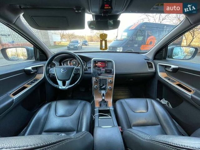 Серый Вольво ХС60, объемом двигателя 1.97 л и пробегом 110 тыс. км за 18500 $, фото 1 на Automoto.ua