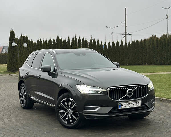 Серый Вольво ХС60, объемом двигателя 2 л и пробегом 216 тыс. км за 26850 $, фото 1 на Automoto.ua