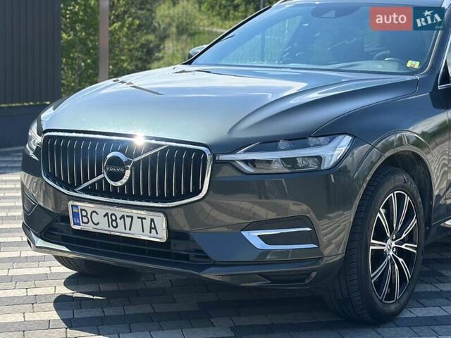Серый Вольво ХС60, объемом двигателя 2 л и пробегом 208 тыс. км за 28300 $, фото 1 на Automoto.ua