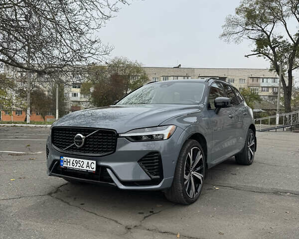 Серый Вольво ХС60, объемом двигателя 2 л и пробегом 14 тыс. км за 69999 $, фото 1 на Automoto.ua