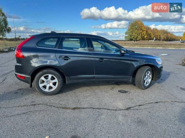 Синій Вольво ХС60, об'ємом двигуна 2.4 л та пробігом 218 тис. км за 13000 $, фото 1 на Automoto.ua