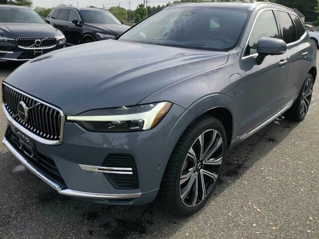 Синий Вольво ХС60, объемом двигателя 2 л и пробегом 17 тыс. км за 30600 $, фото 1 на Automoto.ua