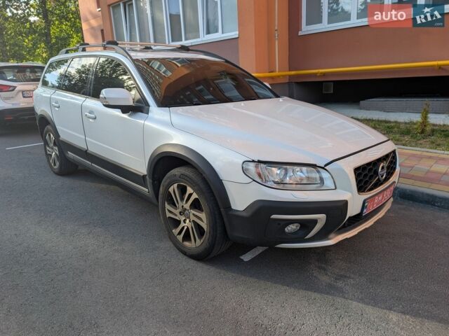 Білий Вольво ХС70, об'ємом двигуна 2 л та пробігом 239 тис. км за 14100 $, фото 1 на Automoto.ua