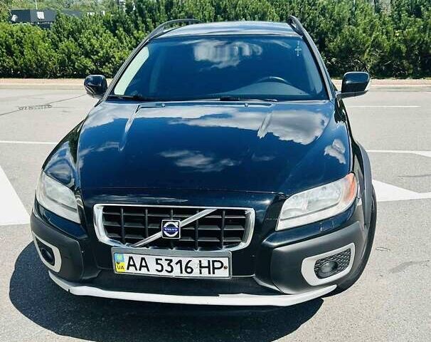 Черный Вольво ХС70, объемом двигателя 2.4 л и пробегом 317 тыс. км за 10500 $, фото 1 на Automoto.ua