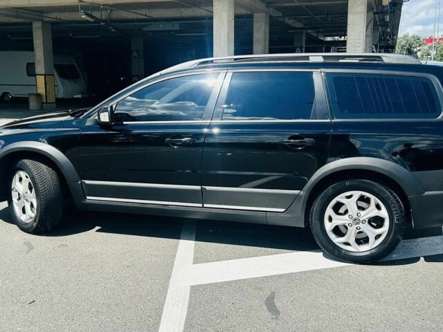 Чорний Вольво ХС70, об'ємом двигуна 0 л та пробігом 318 тис. км за 10000 $, фото 1 на Automoto.ua