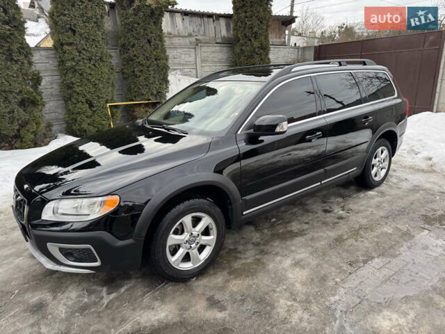 Черный Вольво ХС70, объемом двигателя 3.2 л и пробегом 296 тыс. км за 12500 $, фото 1 на Automoto.ua