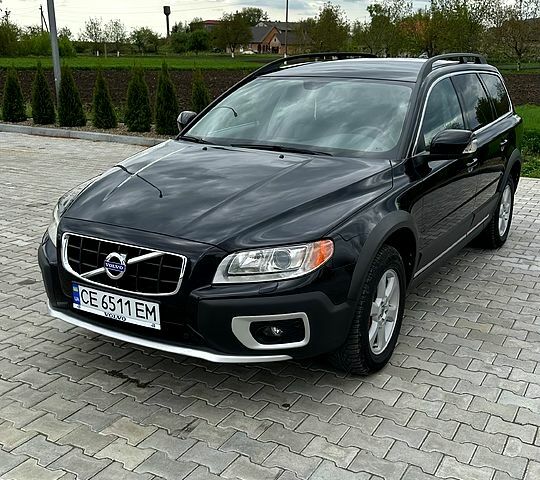 Черный Вольво ХС70, объемом двигателя 2.4 л и пробегом 238 тыс. км за 14000 $, фото 1 на Automoto.ua
