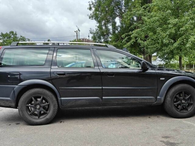 Черный Вольво ХС70, объемом двигателя 0 л и пробегом 300 тыс. км за 5000 $, фото 1 на Automoto.ua