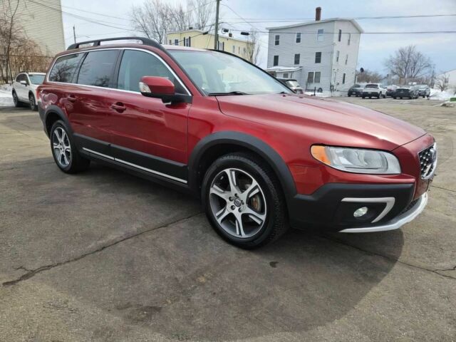 Красный Вольво ХС70, объемом двигателя 3 л и пробегом 74 тыс. км за 3500 $, фото 1 на Automoto.ua