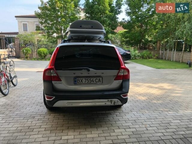 Вольво ХС70, объемом двигателя 2.4 л и пробегом 230 тыс. км за 12200 $, фото 1 на Automoto.ua