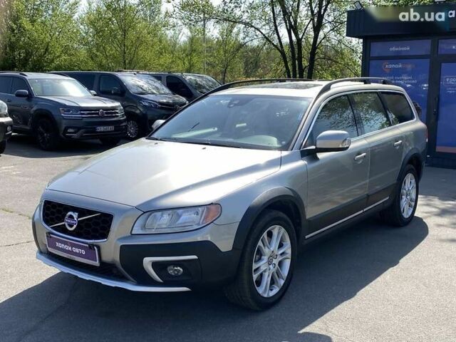 Вольво ХС70, объемом двигателя 2 л и пробегом 131 тыс. км за 17400 $, фото 1 на Automoto.ua
