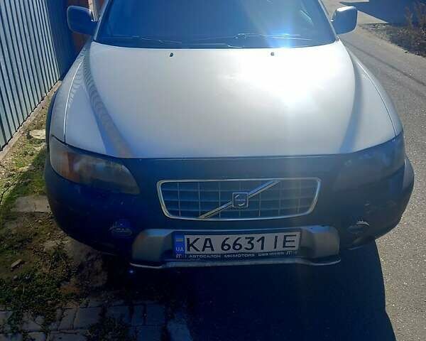 Серый Вольво ХС70, объемом двигателя 2.4 л и пробегом 714 тыс. км за 6900 $, фото 1 на Automoto.ua