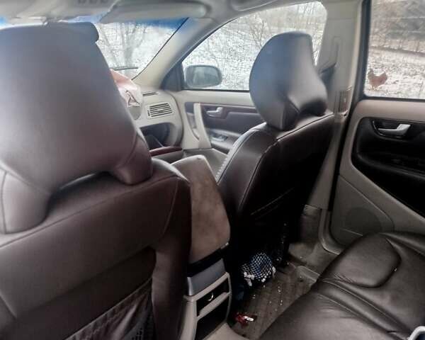 Сірий Вольво ХС70, об'ємом двигуна 2.4 л та пробігом 780 тис. км за 2500 $, фото 1 на Automoto.ua